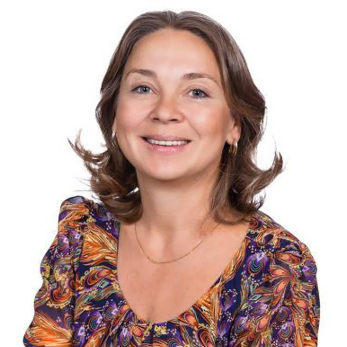 Елена Сенькина, директор Института развития и самопознания, председатель правления профессиональной ассоциации психологов Подольска "Содружество", аналитический психолог, юнгианский сказкотерапевт, обучающий терапевт системно-феноменологической психотерапии и системных расстановок, фасилитатор ShadowWork - Работа с Тенью. Елена Сенькина, директор Института развития и самопознания, председатель правления профессиональной ассоциации психологов Подольска "Содружество", аналитический психолог, юнгианский сказкотерапевт, обучающий терапевт системно-феноменологической психотерапии и системных расстановок, фасилитатор ShadowWork - Работа с Тенью.